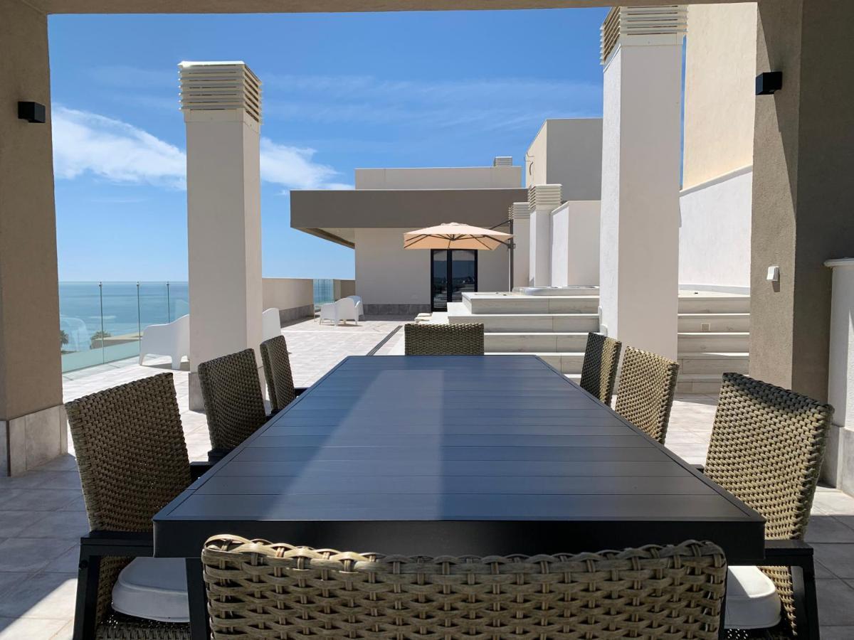 Апартаменты Penthouse With Wide Terrace Next To The Ocean Уэльва Экстерьер фото